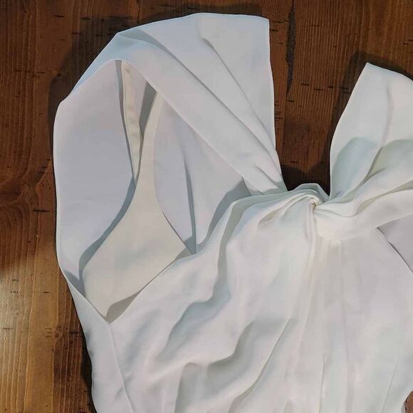 A.W.A.K.E Mode Twisted Asymmetric Crepe Bodysuit - Picture 4 of 9